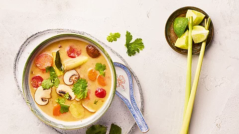Tom Kha Het