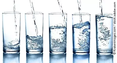 Wassergläser