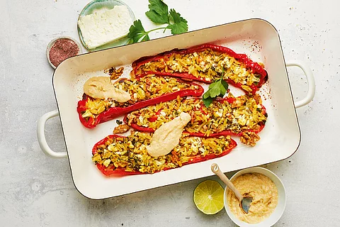 Gefüllte Paprika mit Kichererbsenpüree