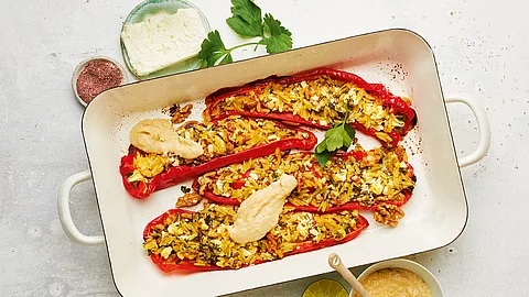 Gefüllte Paprika mit Kichererbsenpüree