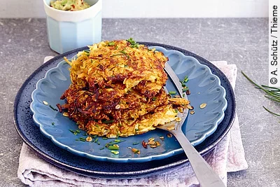 Knusprige Sellerie-Rösti mit Avocadodip