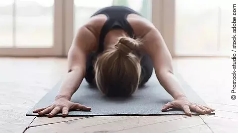 Yoga, Kind, Post-Covid, Atemübung, Asana