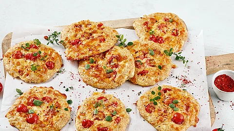 Low-Carb-Mini-Pizza