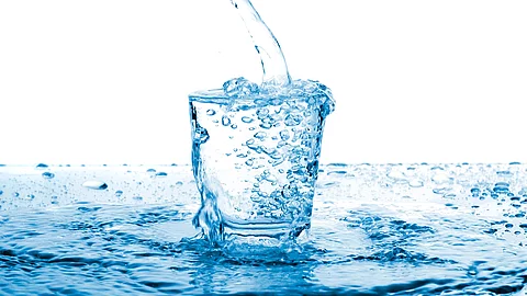 Glas mit Wasser Glas mit Wasser