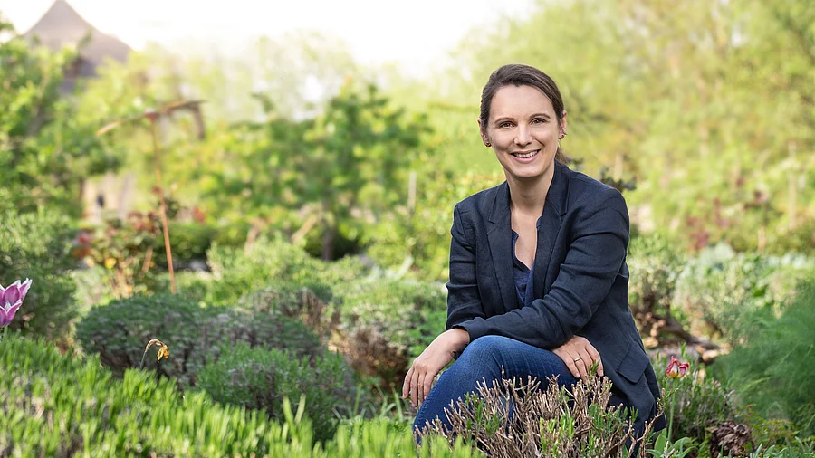 Prof. Claudia Löffler Prof. Claudia Löffler