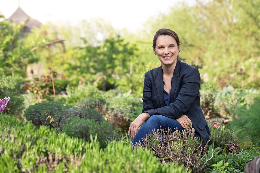 Prof. Claudia Löffler