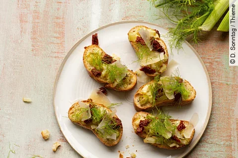 Crostini mit Fenchel-Tatar