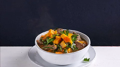 Gulaschsuppe mit Kürbis