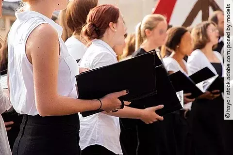 Chor, Chorsängerinnen