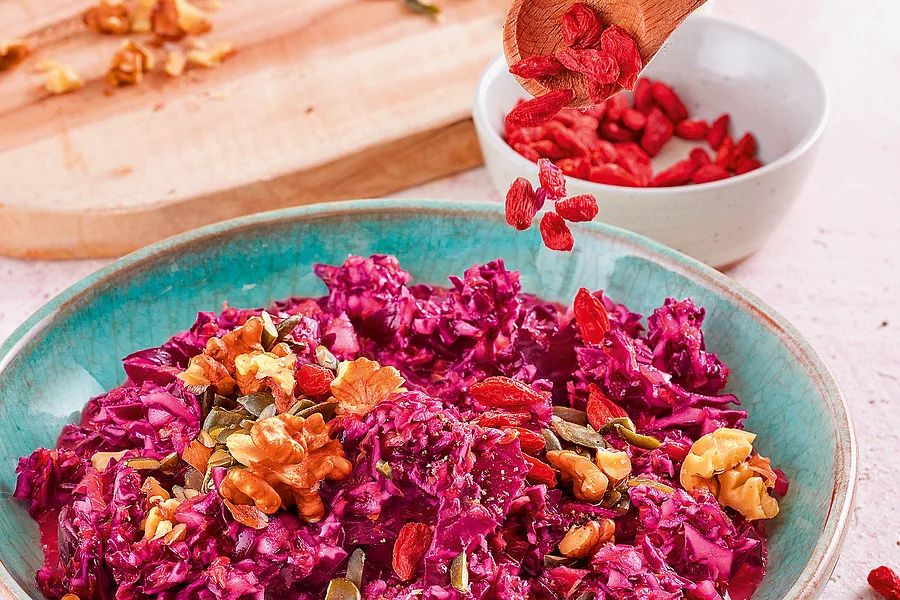 Rotkohlsalat mit Orangen-Dressing