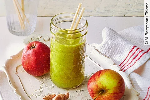 Power-Smoothie mit Kurkuma und Ingwer
