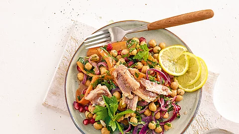 Sardinen auf Kichererbsensalat