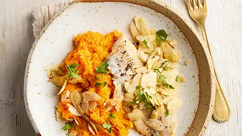 Mandelforelle mit Süßkartoffelbrei