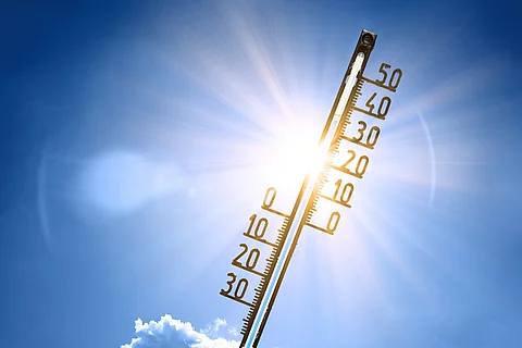 Sommerhitze 35 Grad auf dem Thermometer