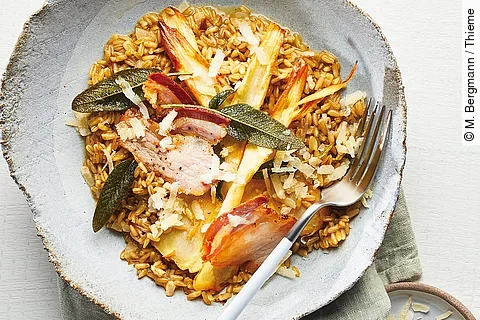 Hafer-Risotto mit Pastinake, Salbei und Pancetta