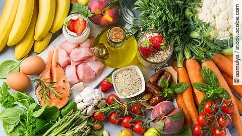 Lebensmittel, die Bestandteil einer mediterranen Ernährung sind.