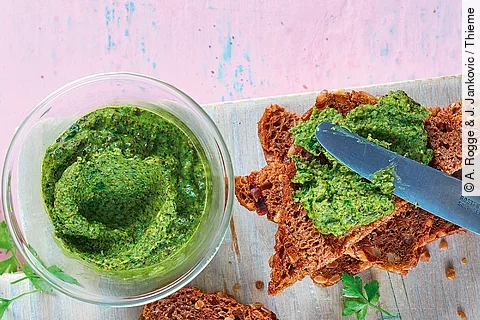 Kokos-Petersilie-Powerpaste