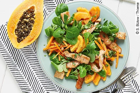 Feldsalat mit Papayapute