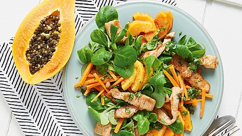 Feldsalat mit Papayapute