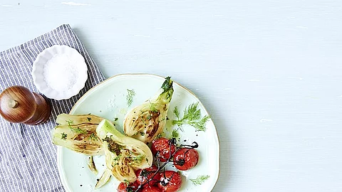 Fenchel, Tomaten, Gemüse, Tellergericht, pflanzliche Ernährung