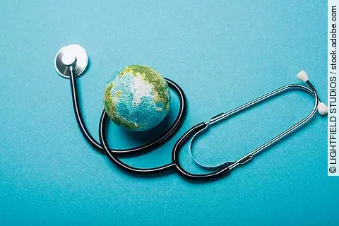 Erde und Stethoskop