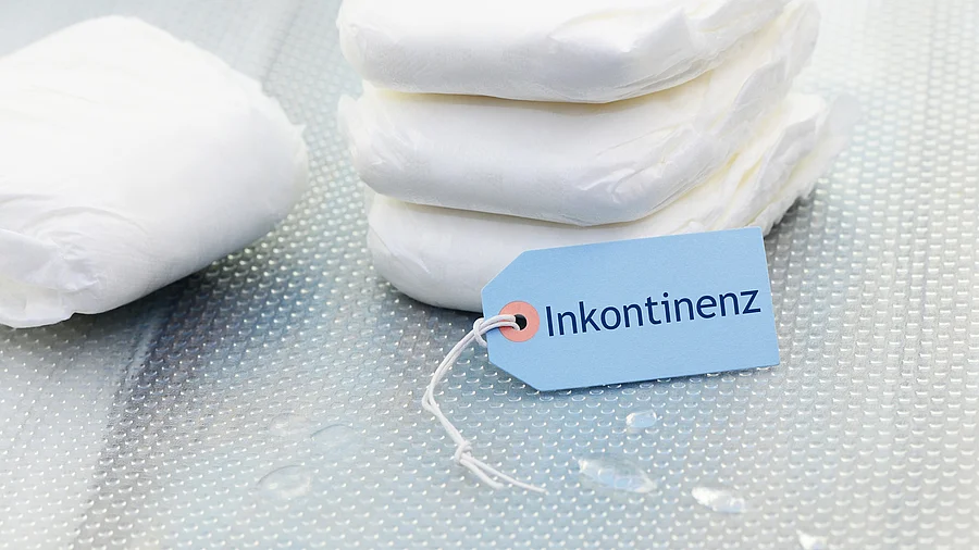 Inkontinenz-Schild vor Windeln Inkontinenz-Schild vor Windeln
