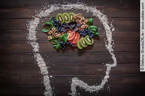 Demenz, Nüsse, Heidelbeere, Kiwi, Gehirn