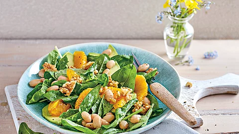 Spinatsalat mit Bohnen
