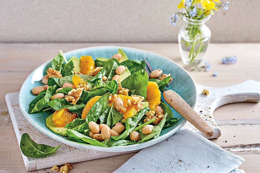 Spinatsalat mit Bohnen