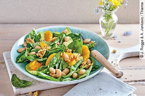 Spinatsalat mit Bohnen