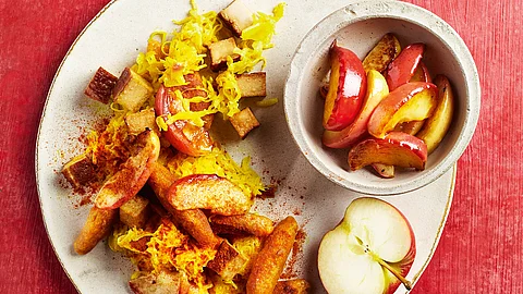 Süßkartoffel-Schupfnudeln mit Sauerkraut