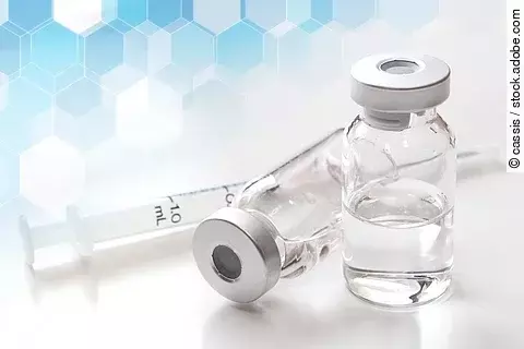 Spritzen und Ampullen