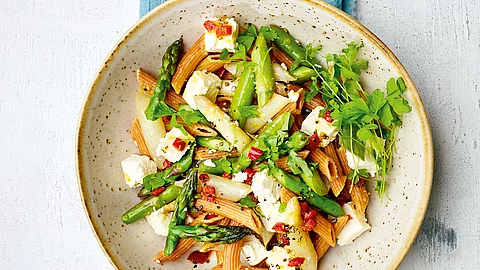 Spargel-Linsen-Penne mit Chili-Vanille-Butter