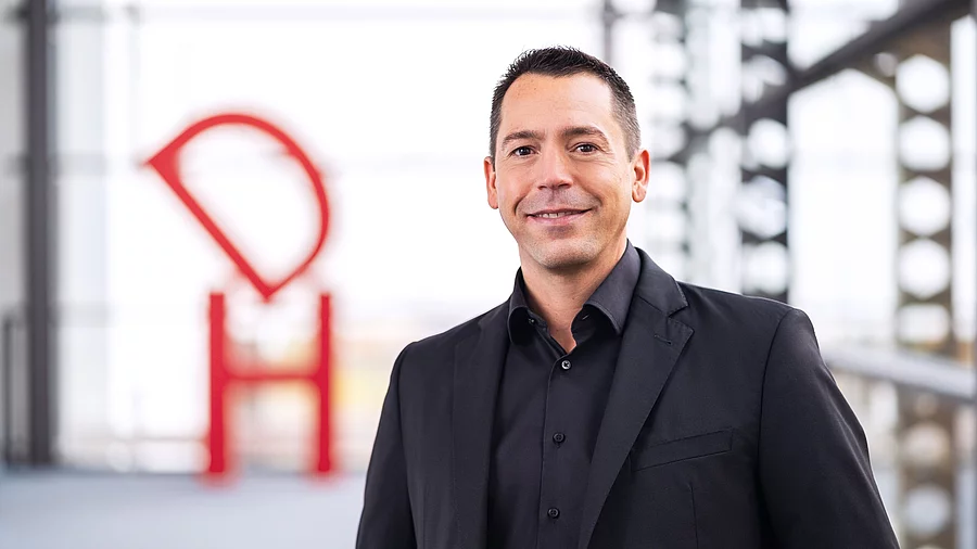 Porträt: Jan-Michael Rasimus