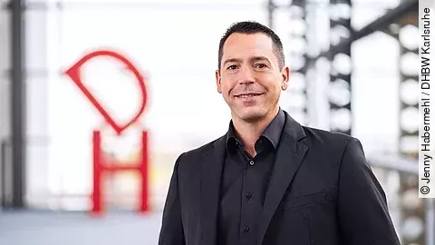 Porträt: Jan-Michael Rasimus