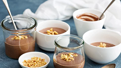 Schokopudding mit Erdnüssen
