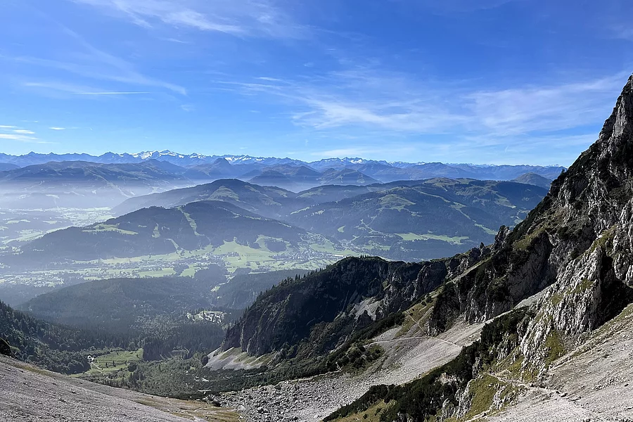 Berglandschaft: Blick vom Ellmauer Tor
