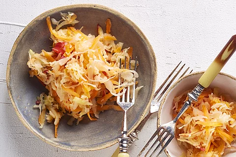 Apfel-Sauerkraut-Salat