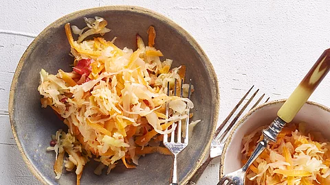 Apfel-Sauerkraut-Salat