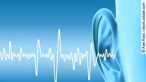 Schallwellen gelangen ins Ohr eines Mannes 