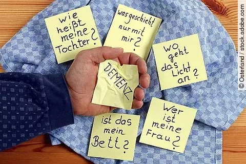 Demenz: Fragen auf Zetteln: Wie heißt meine Tochter?