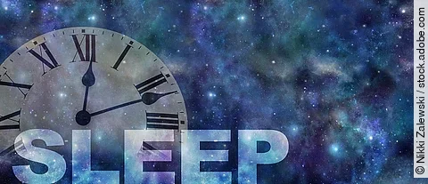 Uhr, 10 nach 12, Schriftzug Sleep