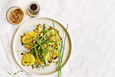 Schneller warmer Kartoffelsalat