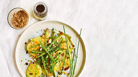 Schneller warmer Kartoffelsalat
