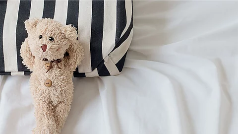 Kinder und Jugendliche benötigen durchschnittlich rund 9 Stunden Schlaf