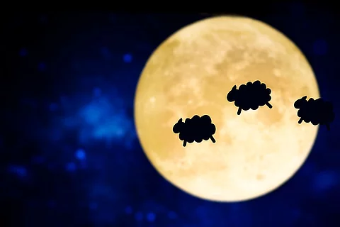 Schäfchen-zählen Silhouette vor Nachtmond