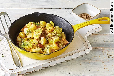 Apfel-Kartoffel-Pfanne mit Lauch