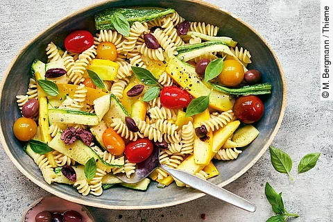 Sommergemüse mit  Hirsenudeln