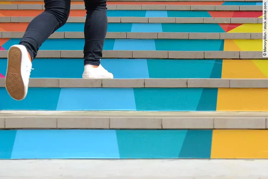 Gehen, Schritte, Treppe, Beine