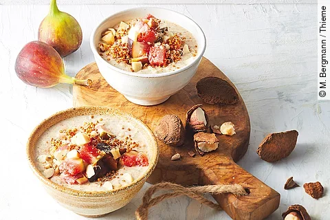 Erdmandelporridge mit Feigen